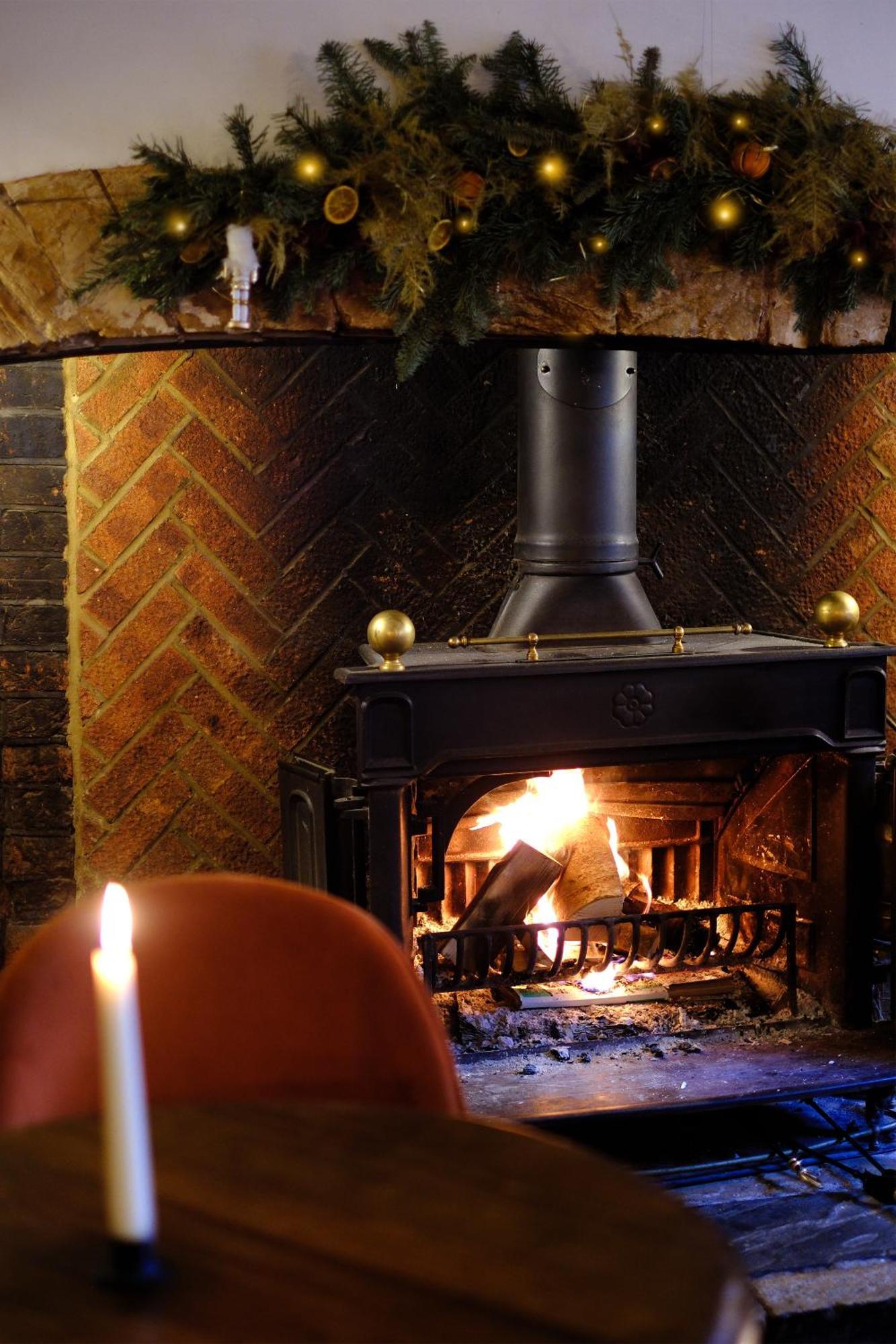 סווינדון The Old Crown Coaching Inn מראה חיצוני תמונה